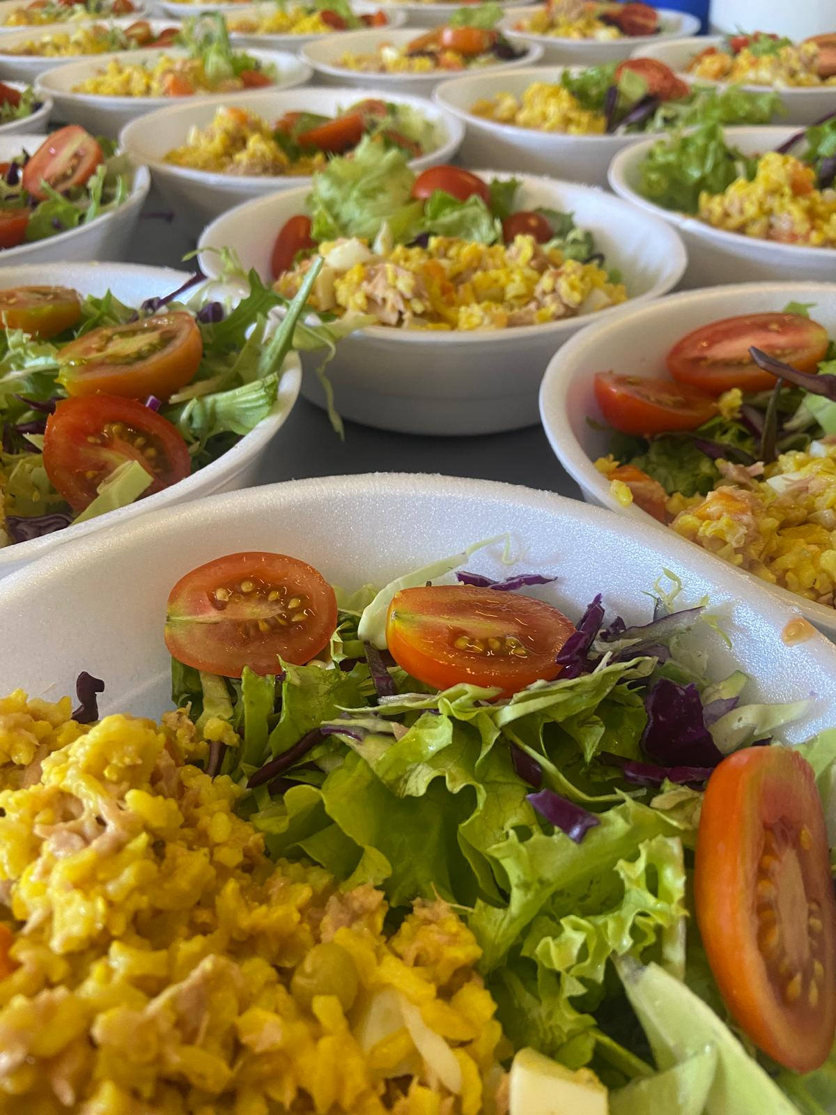 Ensaladas frescas en producción